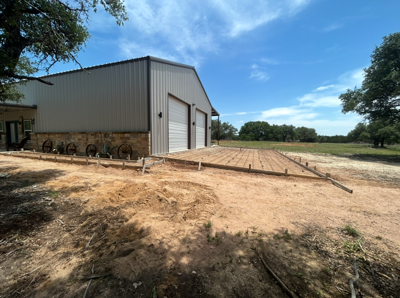 Finished concrete slab and flatwork project